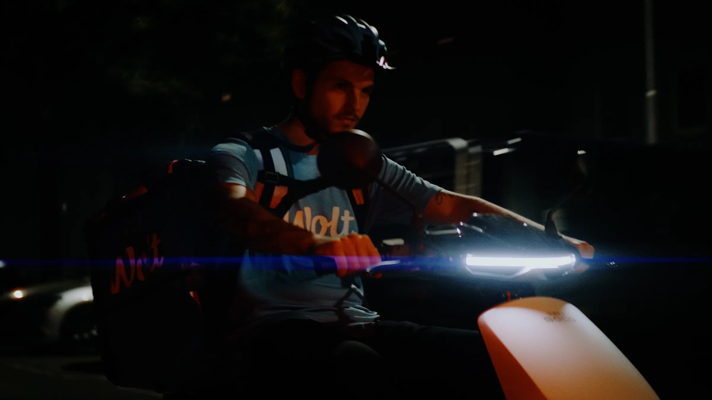 LVRS × Wolt – commercials von genesisfilms, Bild 1